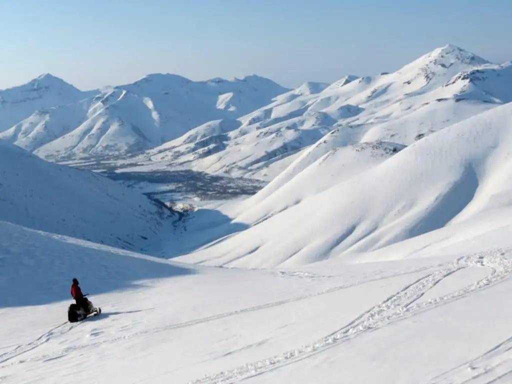 top-10-canadian-snowmobile-trails-westshore-marine-leisure