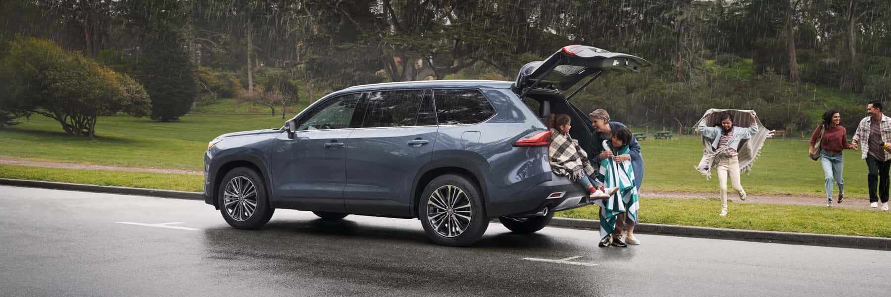 2025 Toyota Grand Highlander Hybrid Hero - Balise Toyota Warwick