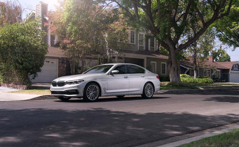 What Is a Courtesy Vehicle? BMW of Manhattan