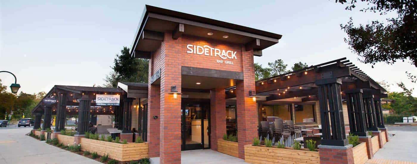 Side Track Bar and Grill restaurant front
