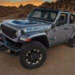 Jeep Wrangler vs Ford Bronco