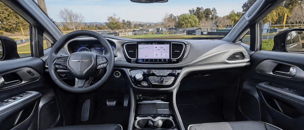 2026 Chrysler Pacifica interior