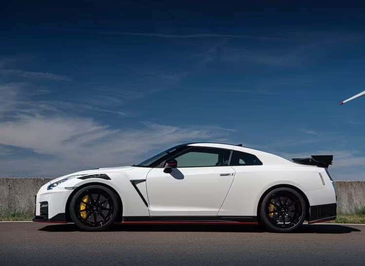 A Look at The 2022 Nissan GT-R NISMO