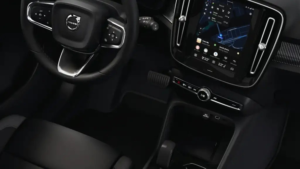 2026 Volvo EX40 digital interface and infotainment system with touchscreen navigation, media controls, and connected vehicle technology