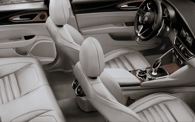 Alfa Romeo Giulia Interior