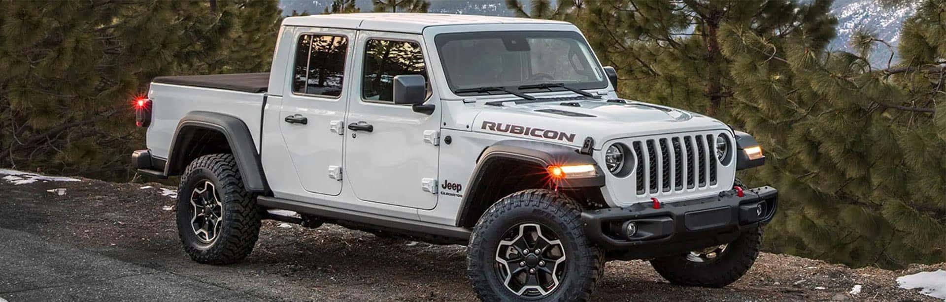 See the 2023 Jeep Gladiator in Monticello, IN Features Review