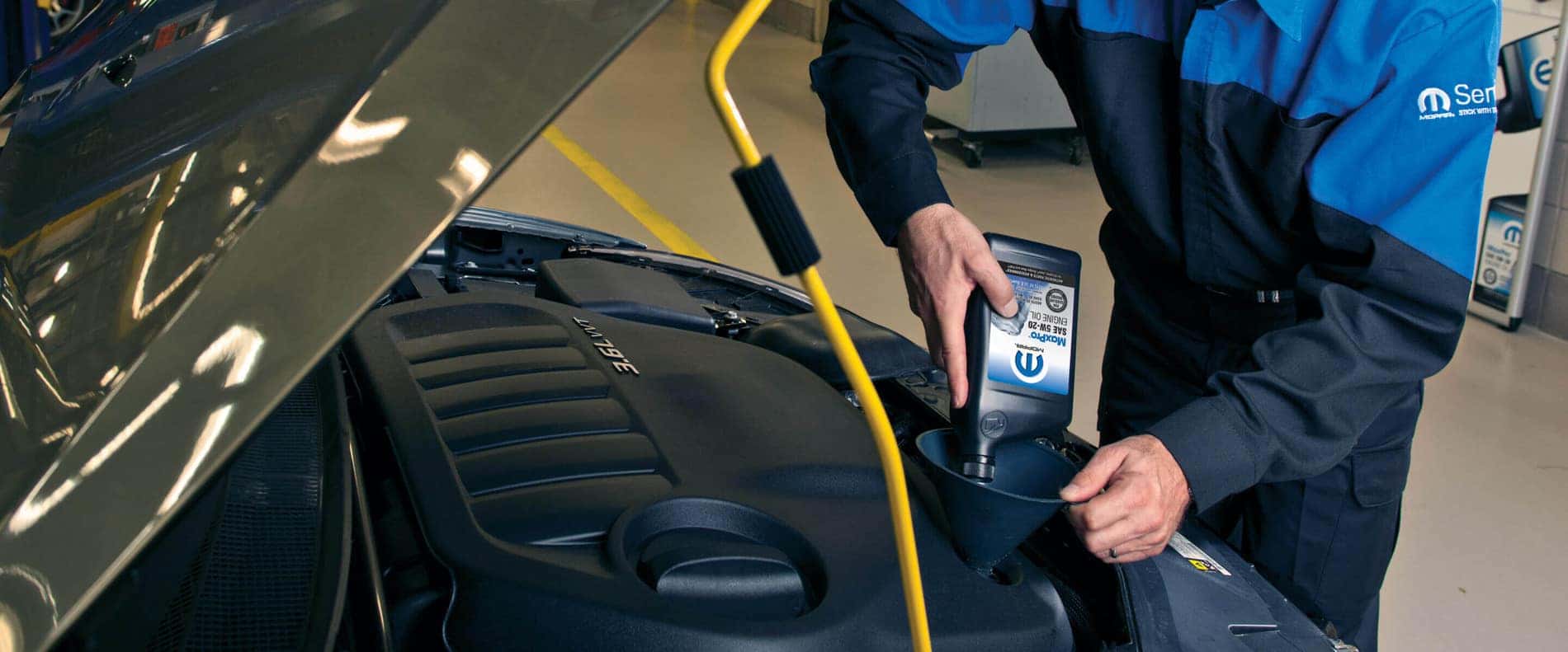 Oil change and auto service in Monticello IN — Twin Lakes CDJR service department