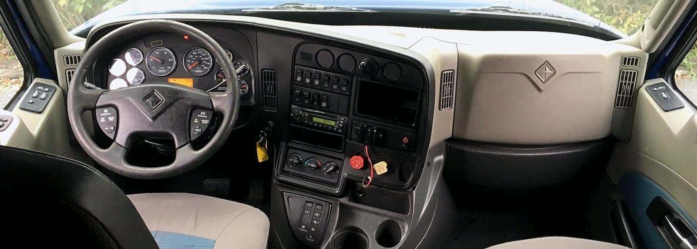 pre-owned-2013-international-prostar-interior-image closeup