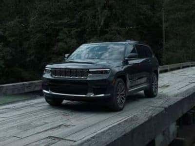 2024 Jeep Grand Cherokee Performance Feature