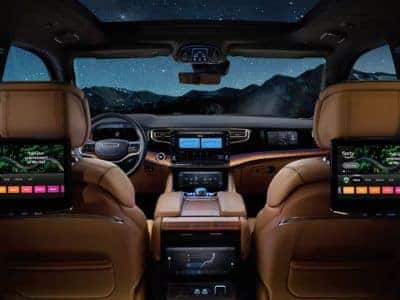 2025 Grand Wagoneer Technology Feature