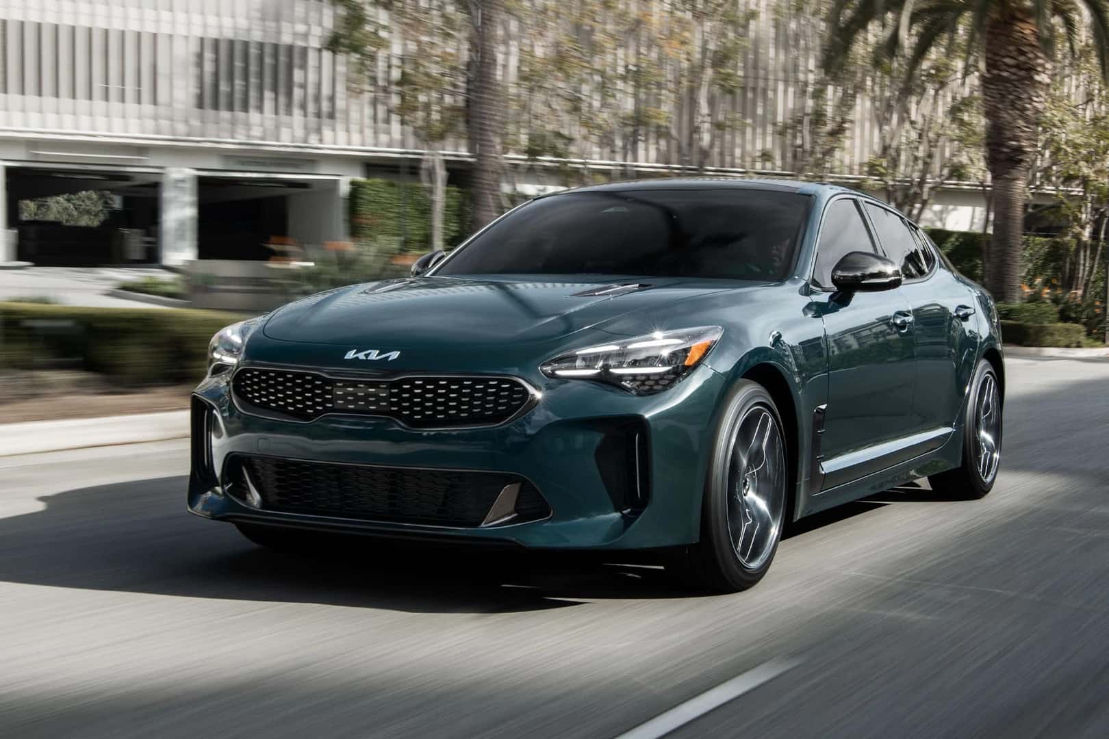 2022 Stinger Green Exterior Front