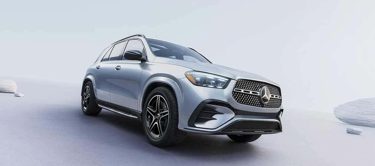 2024 Mercedes-Benz GLE front side view
