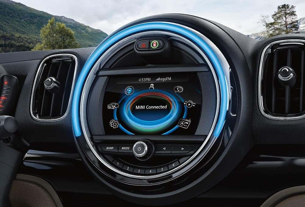 MINI Cooper Countryman Interior Technology