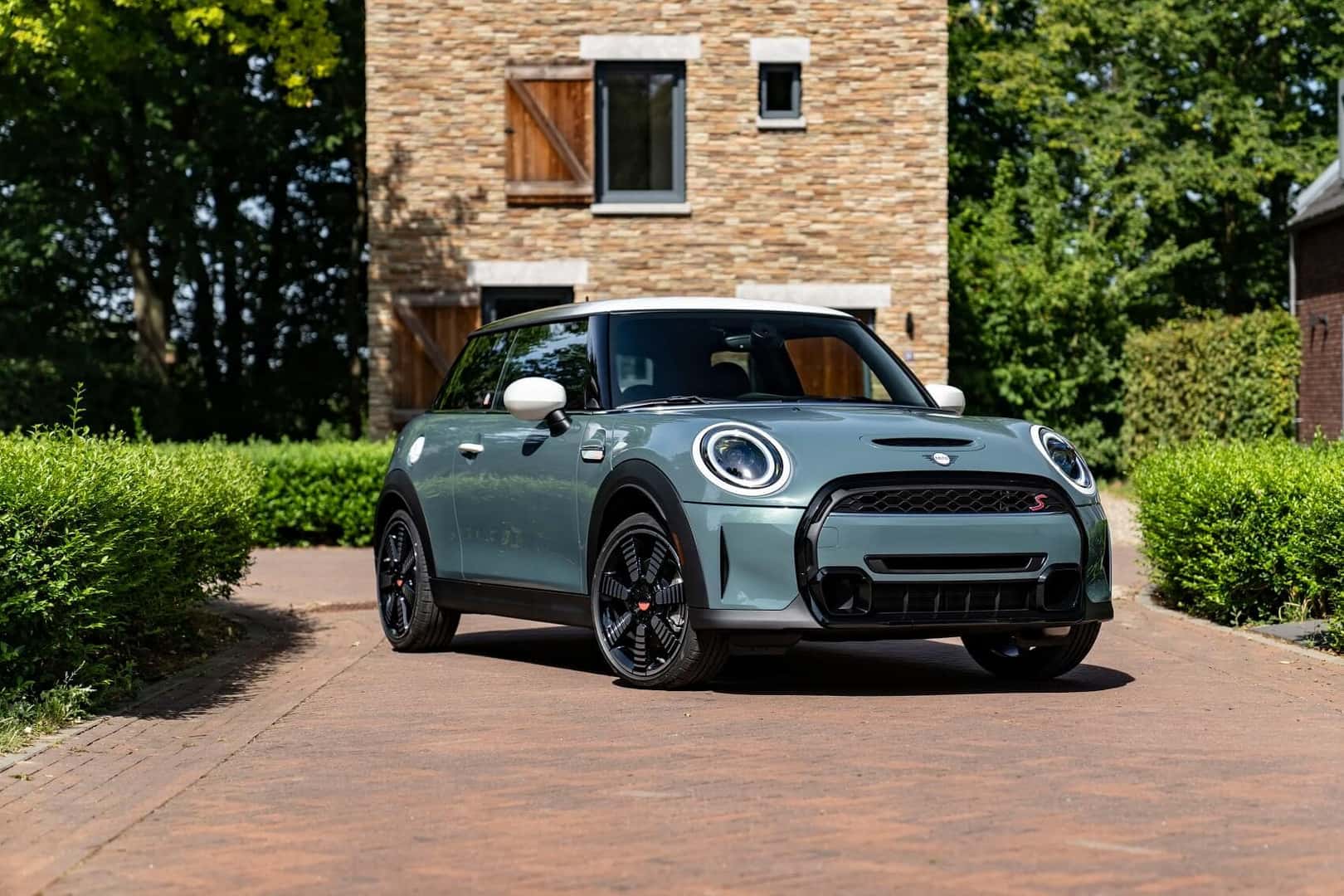 MINI Hardtop 2 Door Dealer Long Island NY