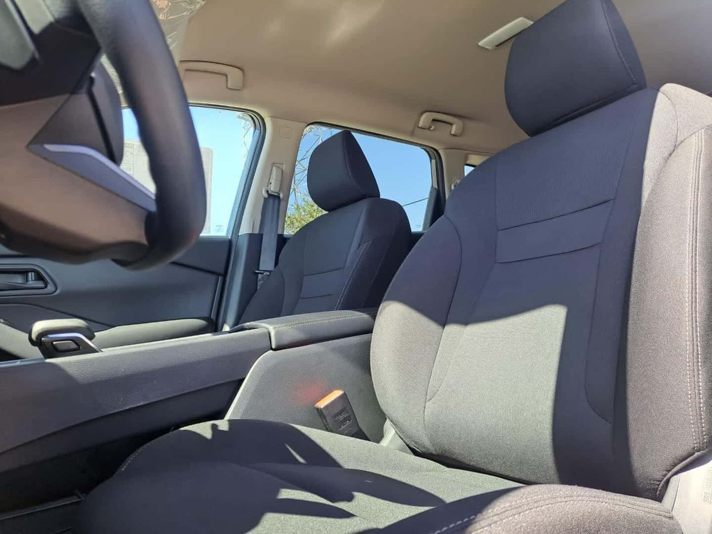 2025 Nissan Rogue front seats