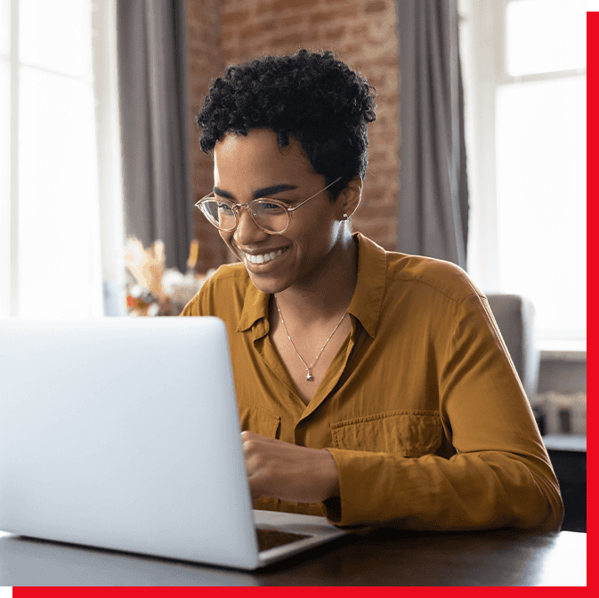 Women browsing Smartpath on laptop