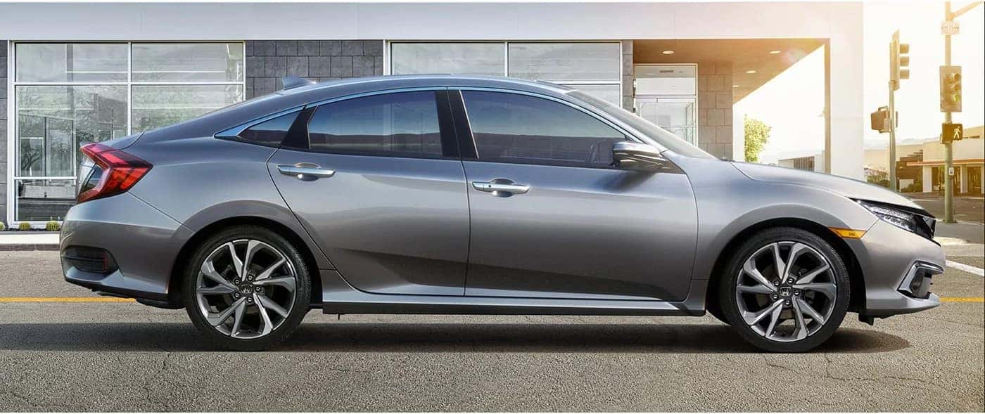 Honda_Civic_Parked_Profile