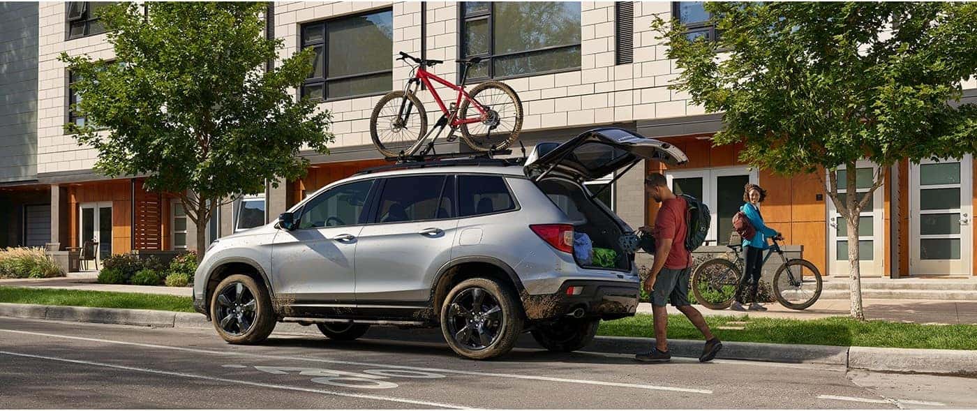 Honda_Passport_Parked_In_City