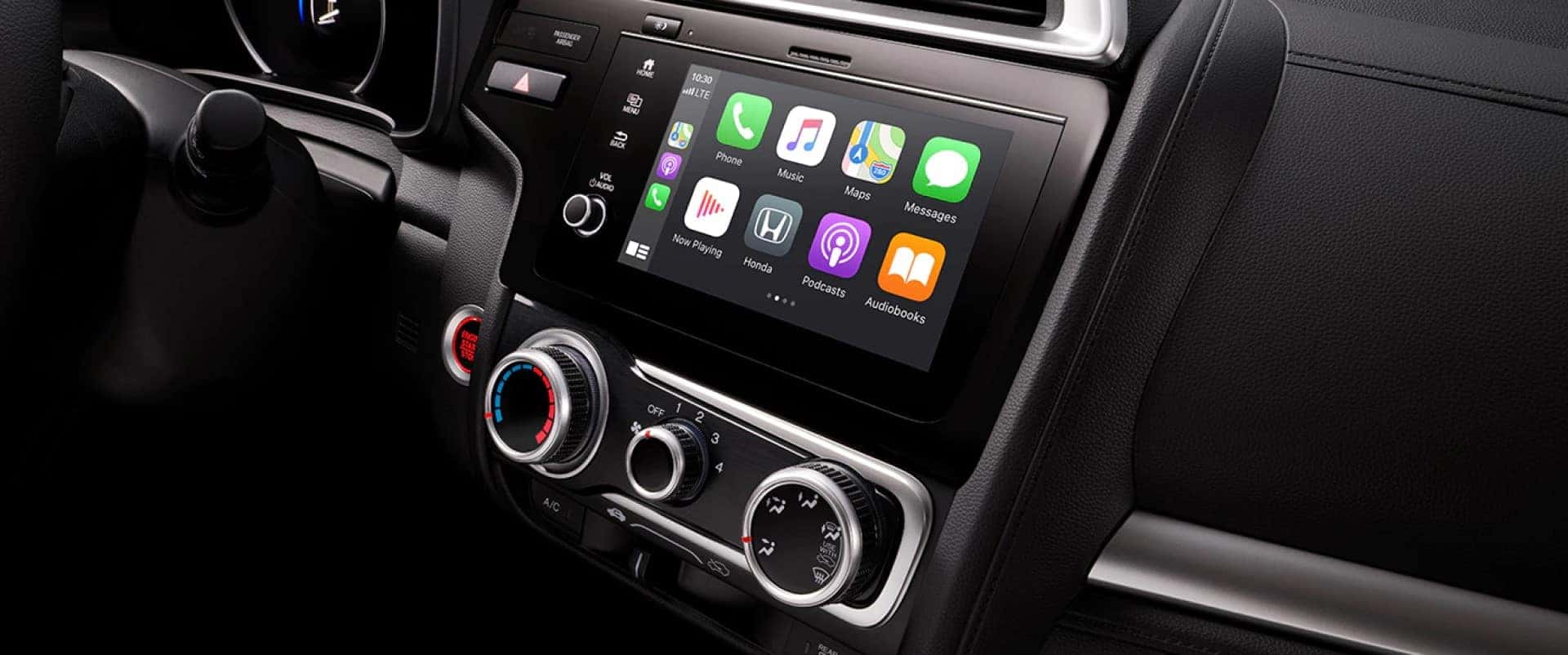 Honda_Fit_Interior_Infotainment_Screen