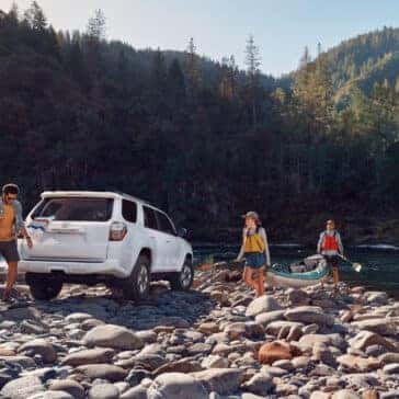 4Runner parked on some rocks
