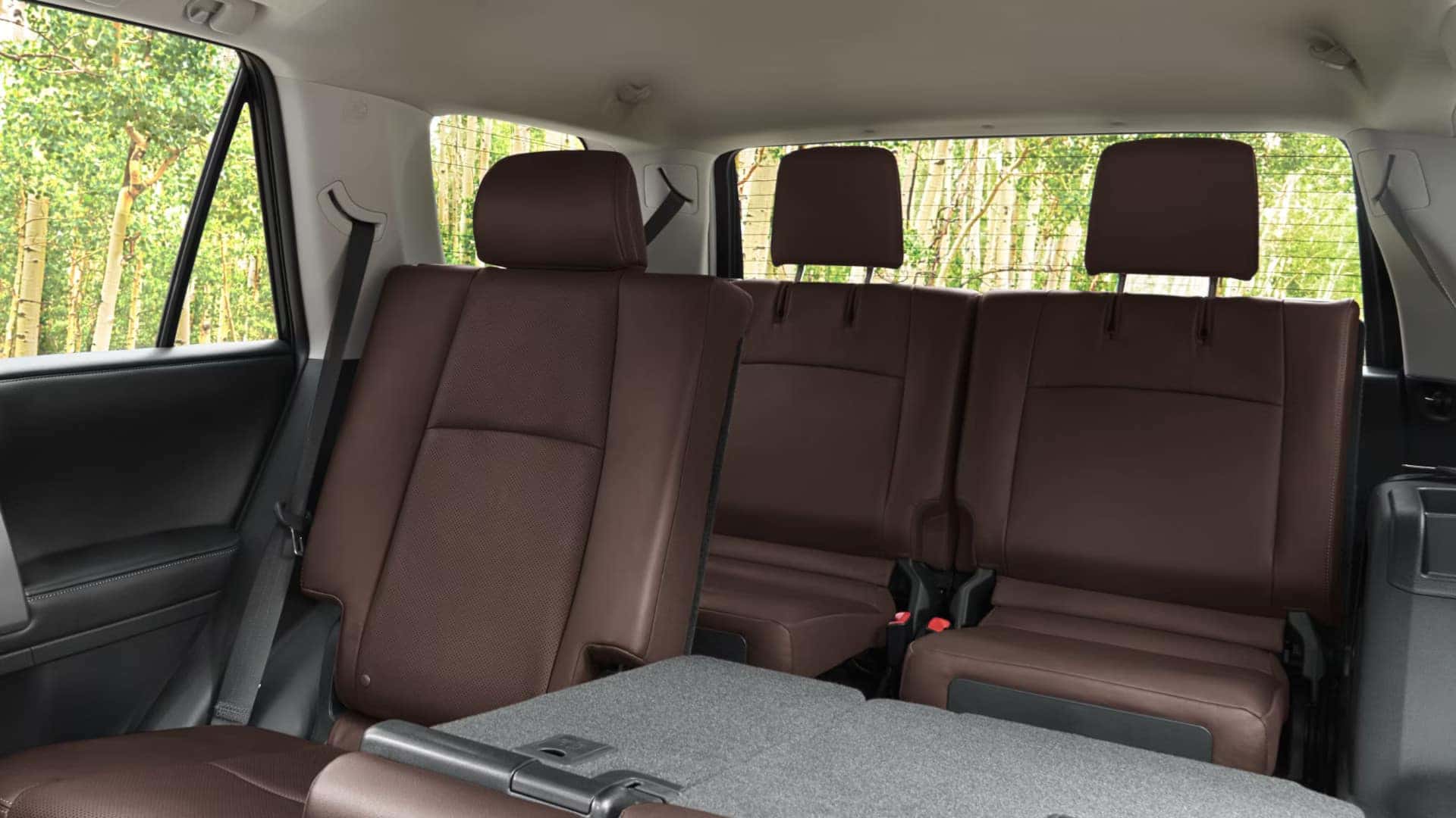 4Runner interior Seating