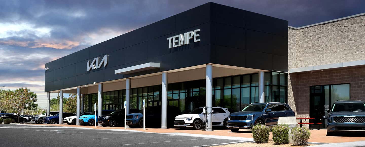 kia-storefront2-website-1440×580