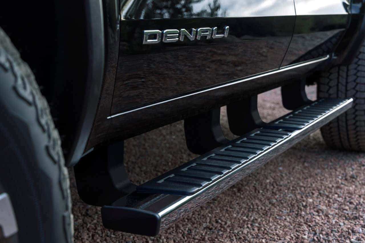 New GMC Canyon Denali Step