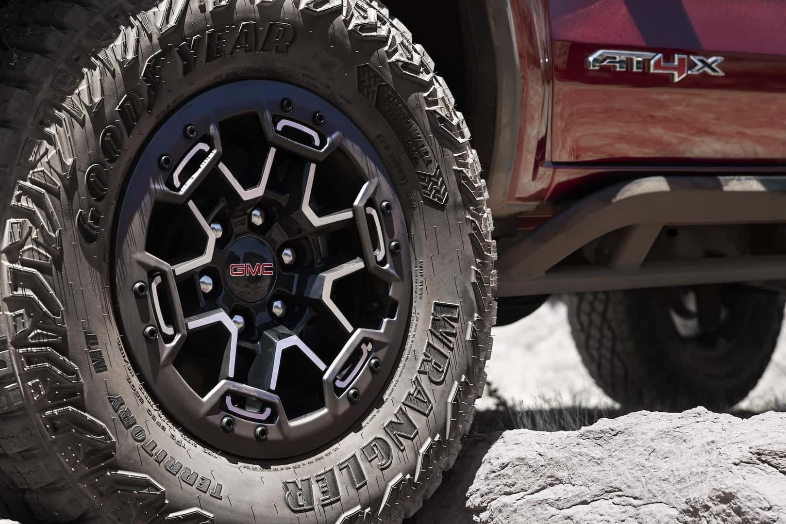 Detail shot of GMC Canyon AT4X with Edition 1 package wheel