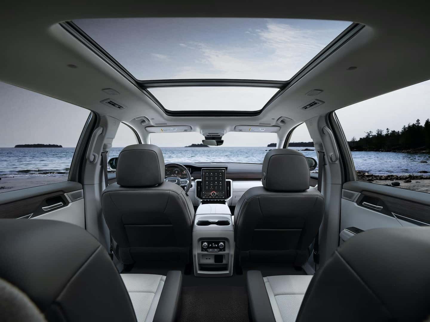 2024 GMC Acadia Sunroof and Seating View