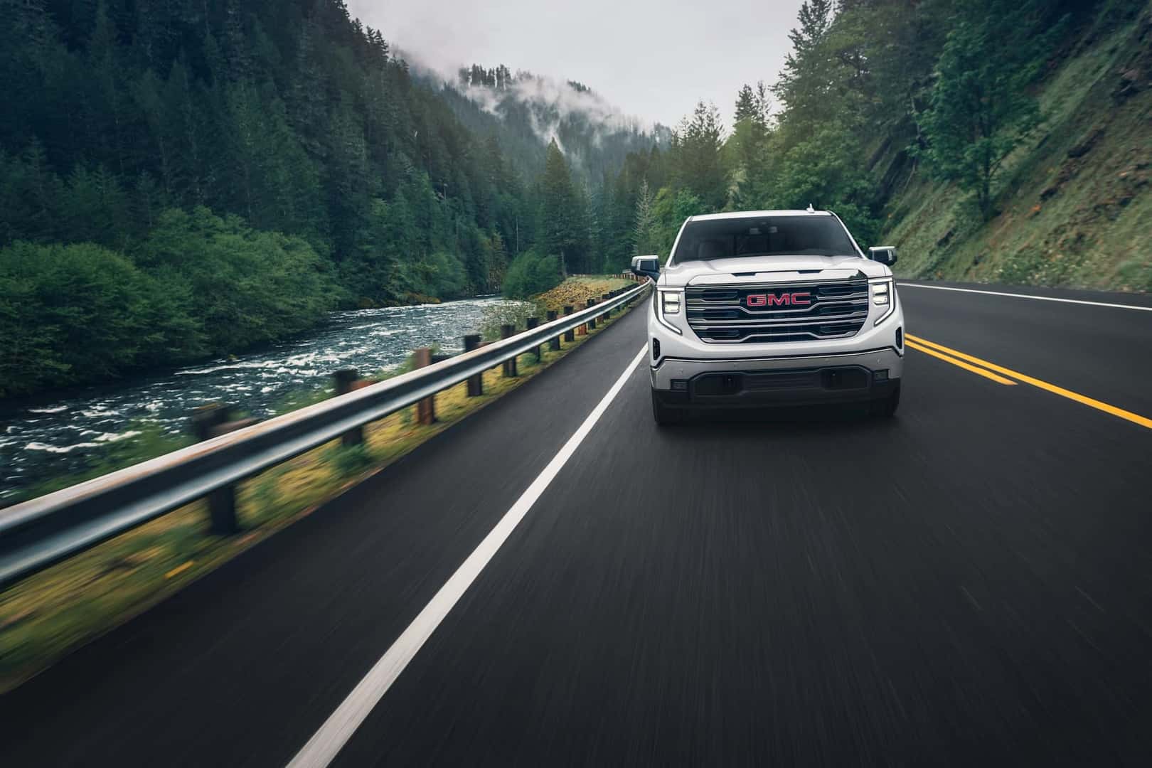 2024 GMC Sierra Front End View