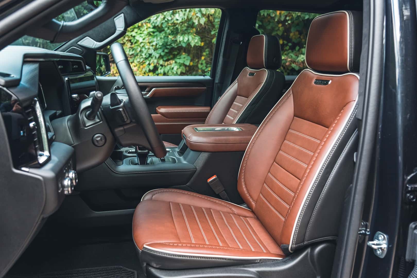New GMC Sierra 1500 Interior View