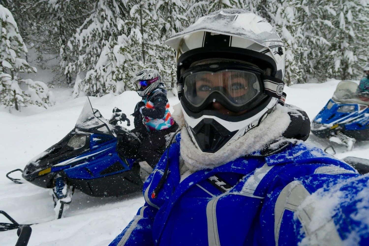 Ing A Snowmobile Helmet Properly