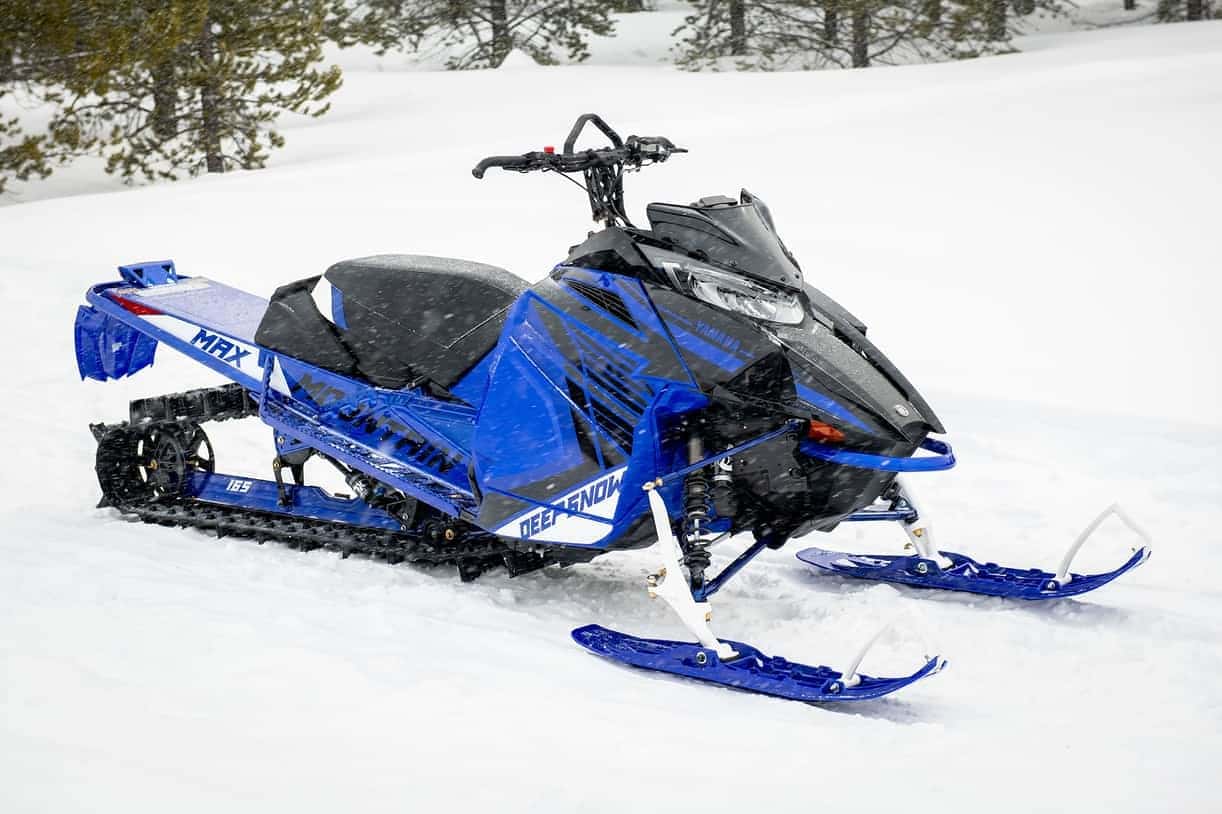 Yamaha Mountain Max Side View