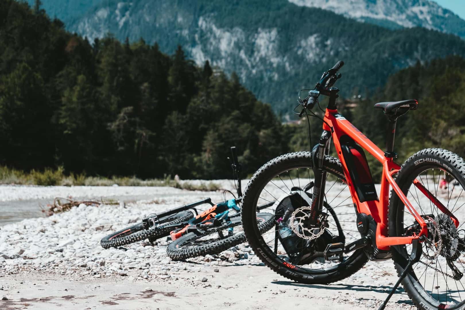 Pros and Cons of Electric Bikes